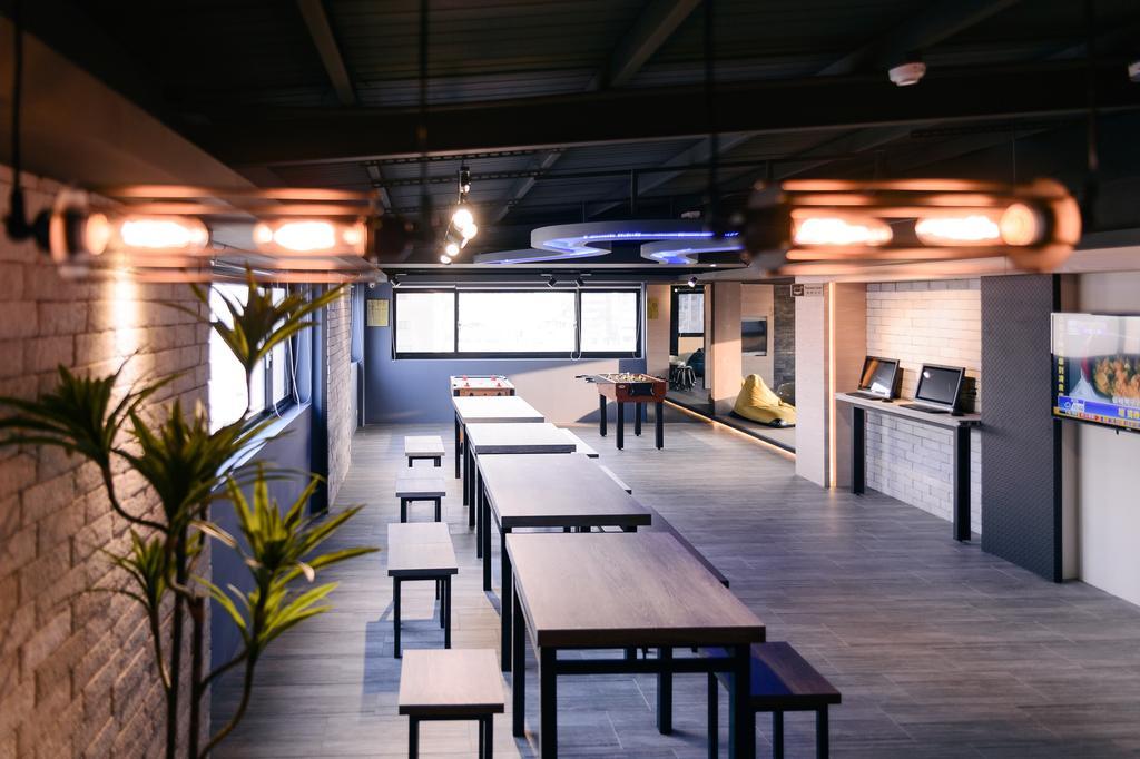 Kiwi Express Hotel-Taichung Station II Eksteriør billede